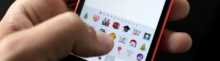 7 Emoji Ini Kegunaannya Sering Banget Nggak Nyambung Dengan Arti yang Sebenarnya