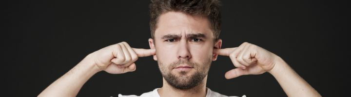 10 Ciri Kamu Bukan Pendengar yang Baik