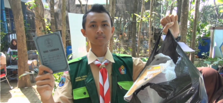 SMK Negeri 6 Kota Malang, Siswa Bisa Membayar Uang Sekolah dengan Sampah