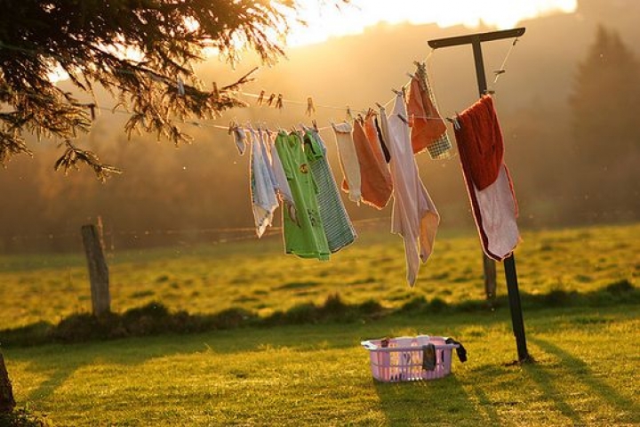 Nge-kost Guide: Seberapa Sering Kamu Harus Mencuci Pakaianmu?