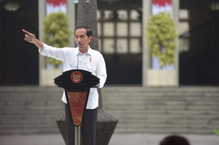 Jokowi Protes Soal Jurusan Kuliah di Indonesia yang Ketinggalan Zaman dan Nggak Sesuai Kebutuhan Industri. Setuju?