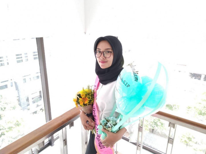 Rahasia Jadi Mahasiswa Berprestasi dan Lulus Kuliah 3 Tahun a la Siti Khotimah, Alumnus Hubungan Internasional Universitas Gadjah Mada