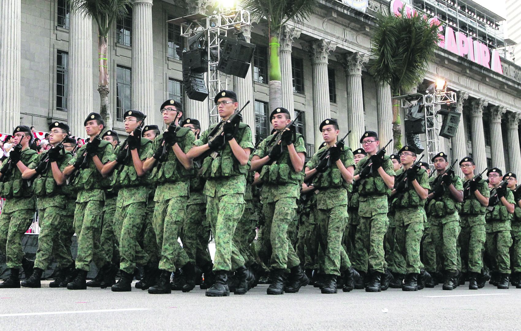Какие войска есть в сша. Сингапурская армия. Военные Сингапура. Вооружённые силы Сингапура. Солдаты Сингапура.