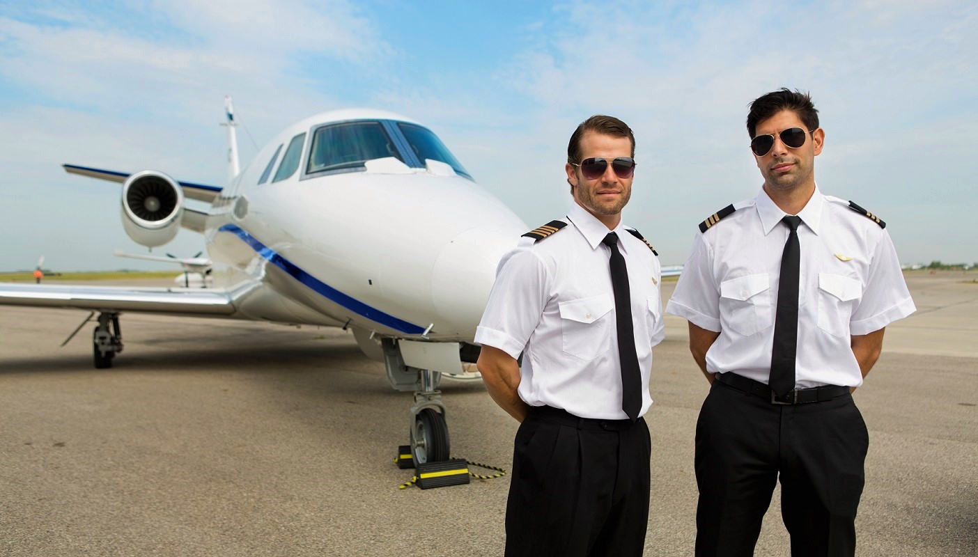 Pilot, Kopilot dan Ahli Penerbangan  