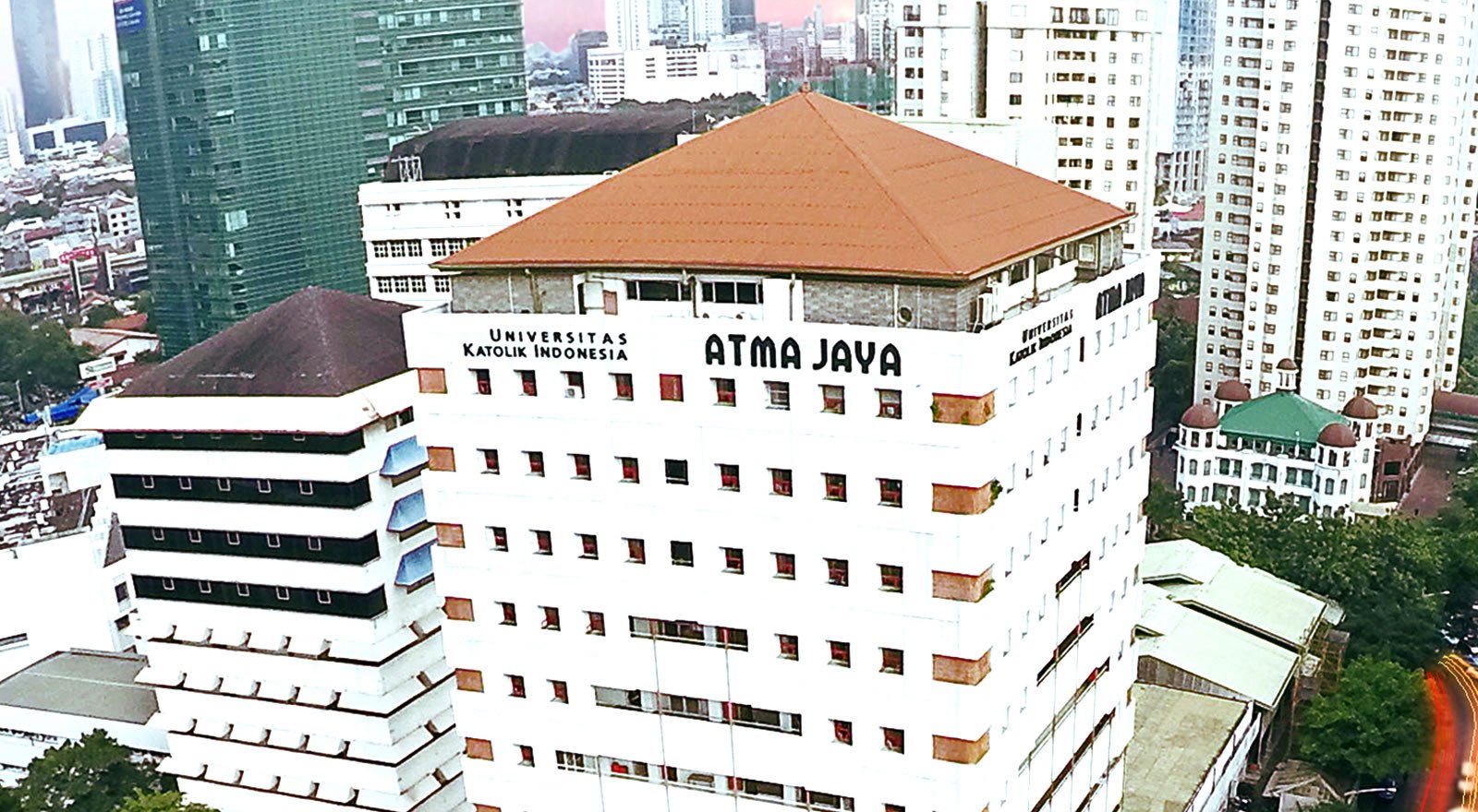 Universitas Katolik Atma Jaya Jakarta